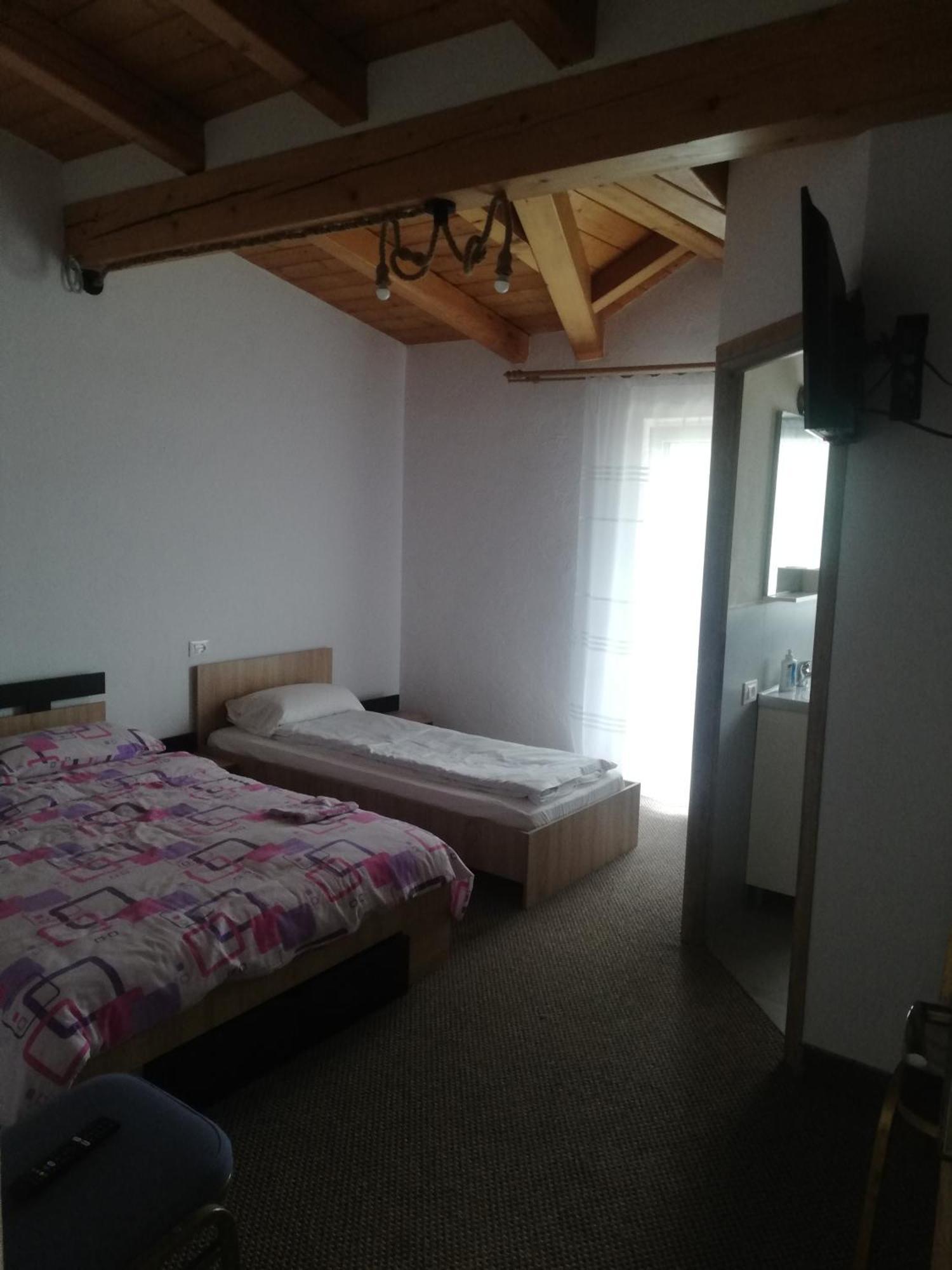 Pensiune Stirbu Borsa  Room photo